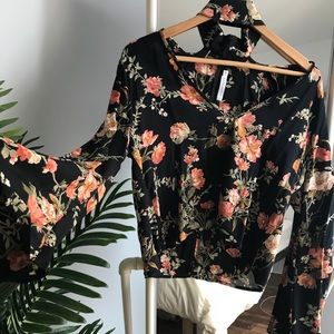 Light weight cropped blouse